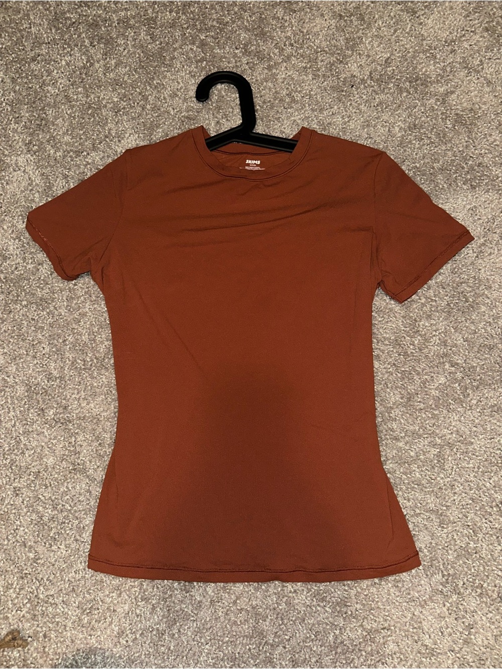 SKIMS fits everybody tee rusty orange